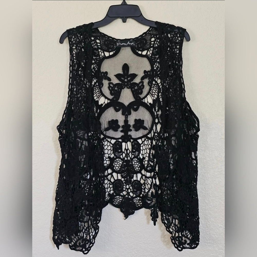 Pretty Angel Black Lace Vest